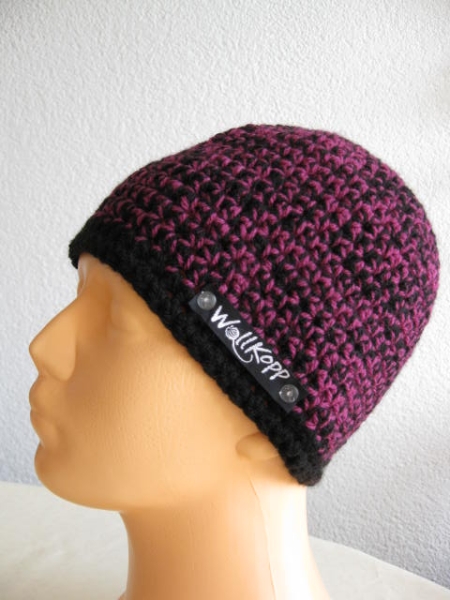 Beanie cap-black-blackberry